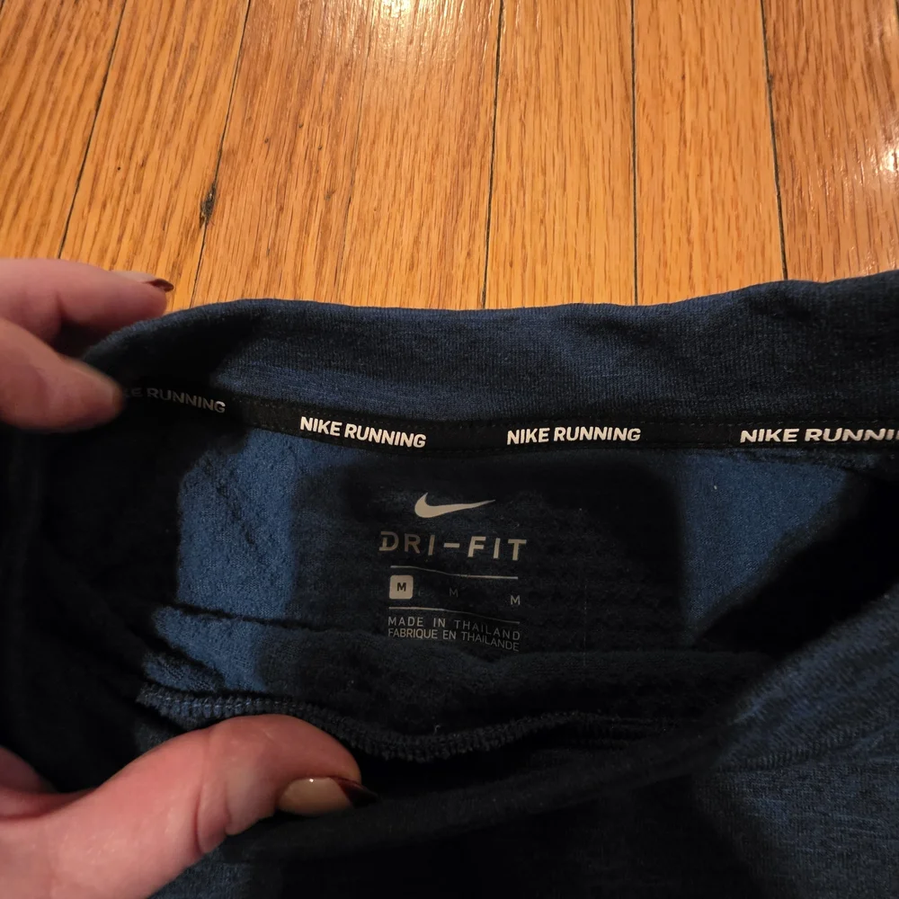 Nike Women's Navy Crewneck Sweatshirt with White Swoosh - Picture 2 of 5
